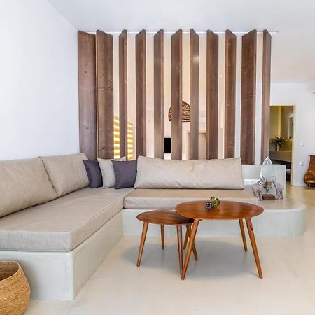Wave, An Idyllic Seafront Suite By Nirousuites Kokkini Hani ภายนอก รูปภาพ