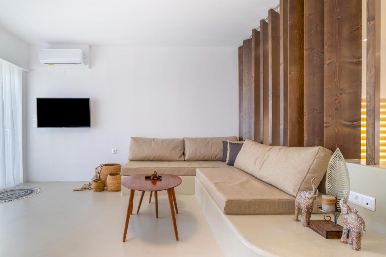 Wave, An Idyllic Seafront Suite By Nirousuites Kokkini Hani ภายนอก รูปภาพ