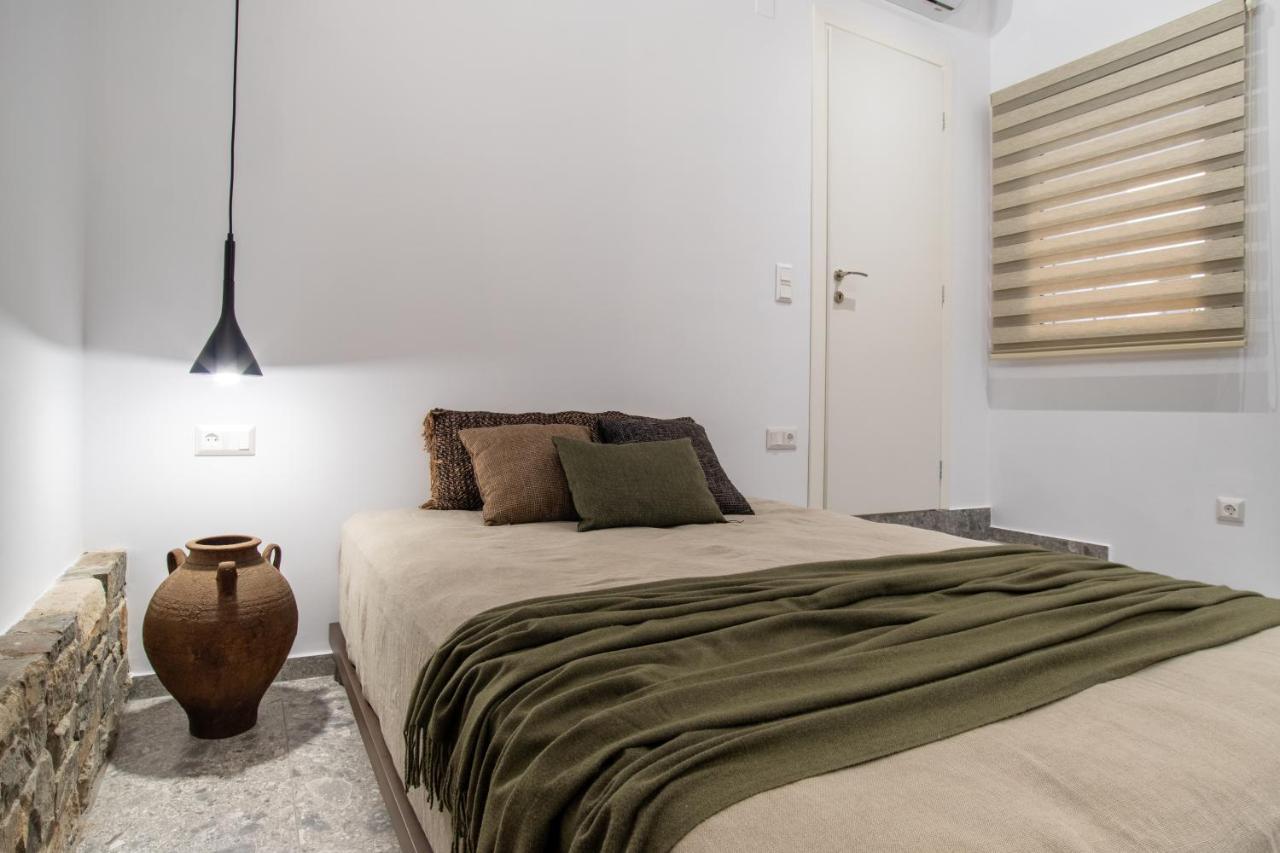 Wave, An Idyllic Seafront Suite By Nirousuites Kokkini Hani ภายนอก รูปภาพ